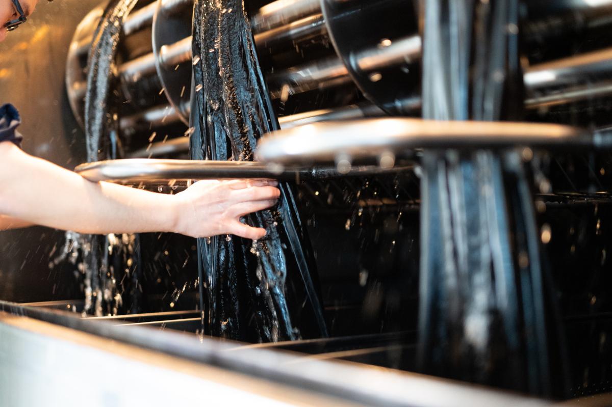 艶清興業株式会社